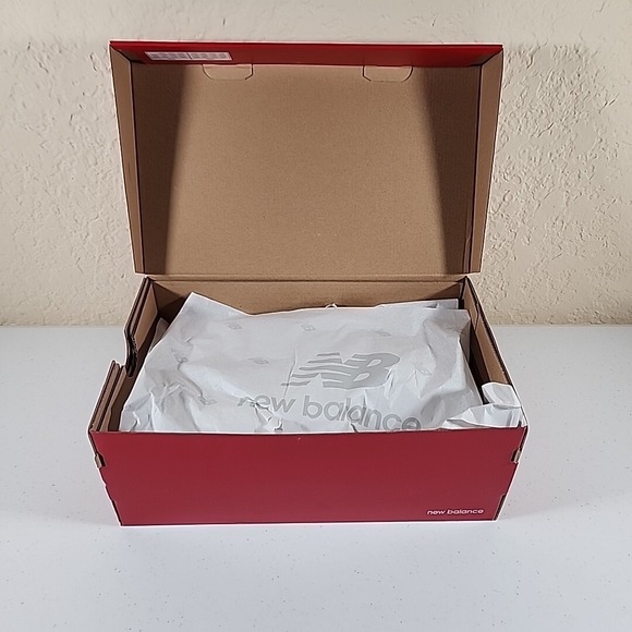 New Balance Baseball Cleats Mens 6.5 Wide White Fuel Cell 4040 v6 Trainer Shoes - Picture 9 of 10